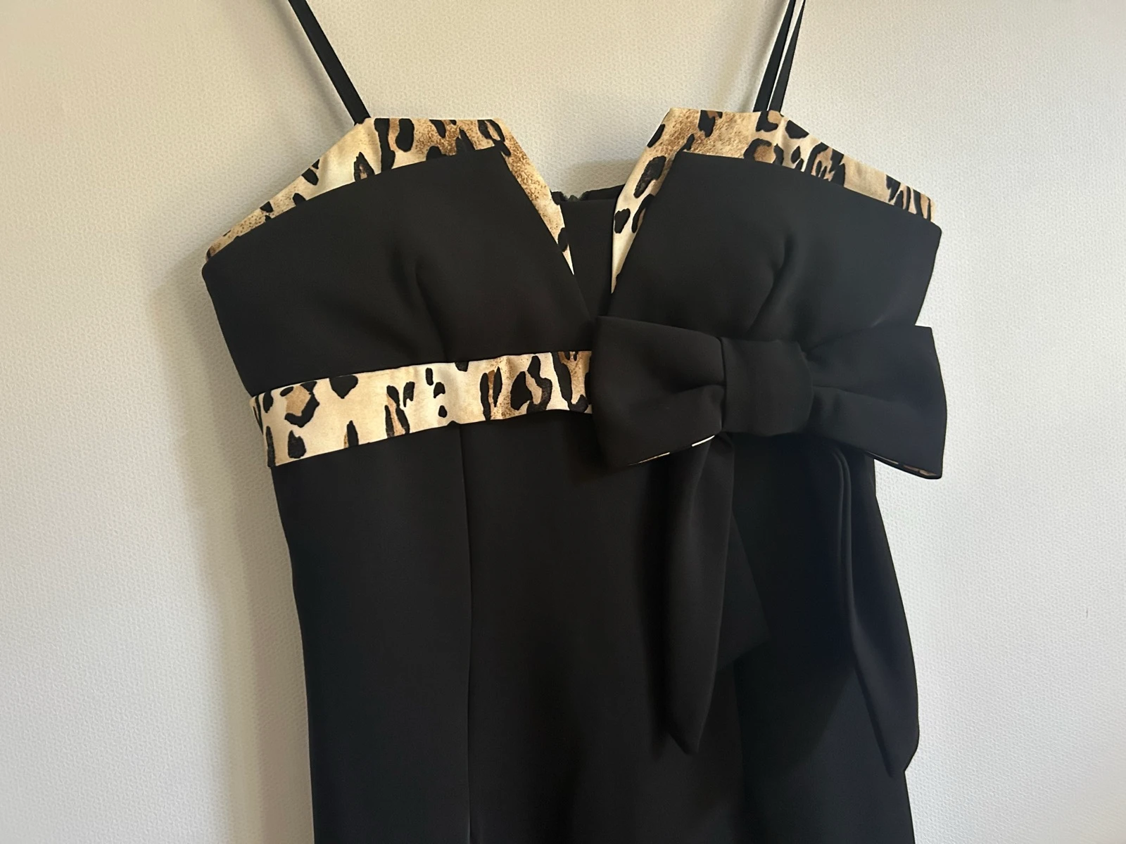 Vestido ajustado negro Fuego Woman con detalles de leopardo y lazo - Perfecto estado - T.36/38 – photo 5